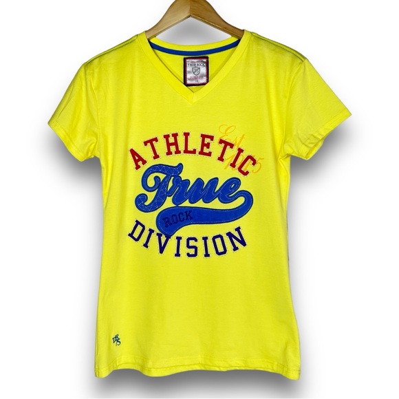 TRUE ROCK Tops - 5/$20 NWOT True Rock Embroidered V-Neck Tee